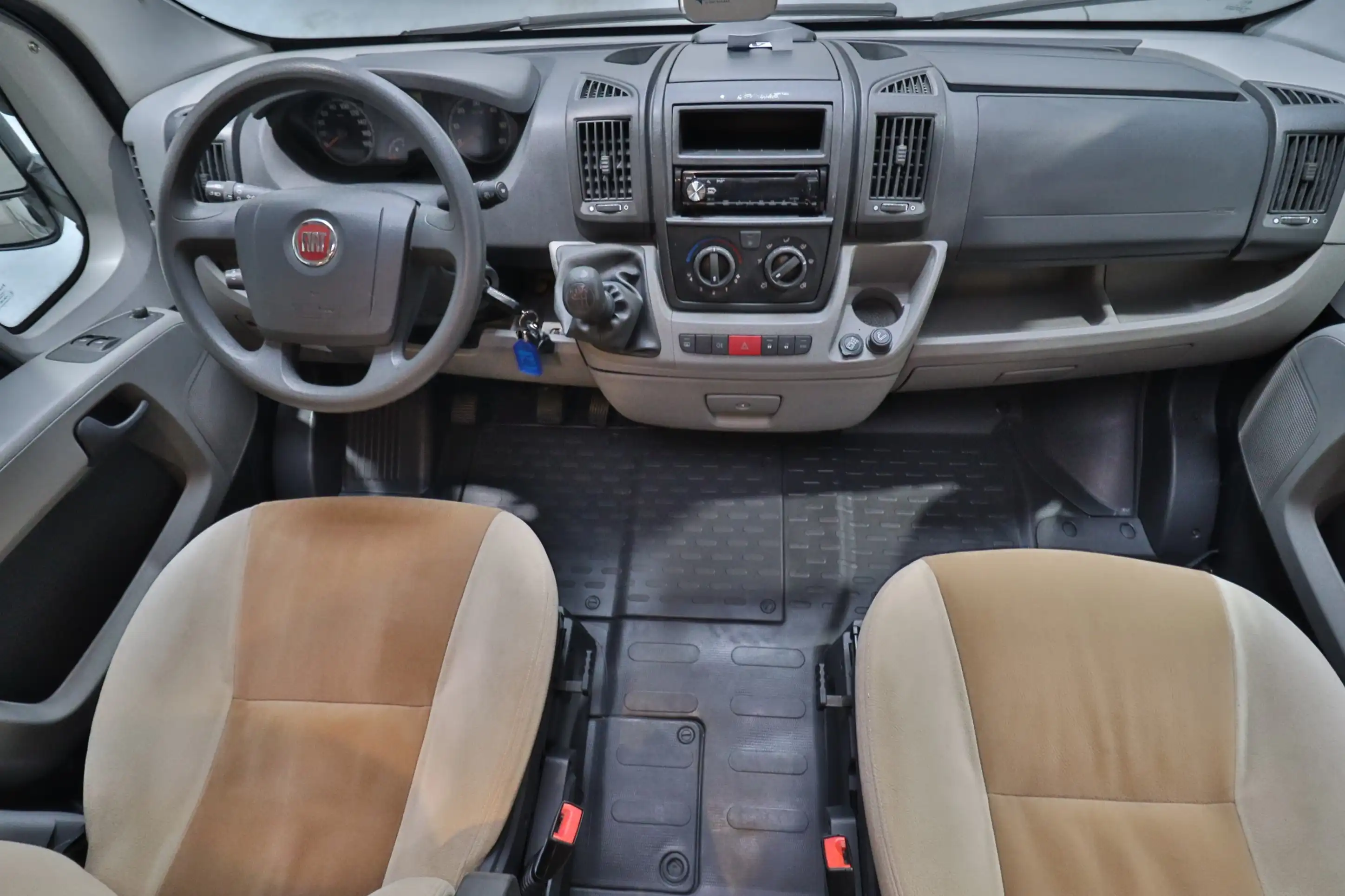BUERSTNER Travel Van T 620 G 